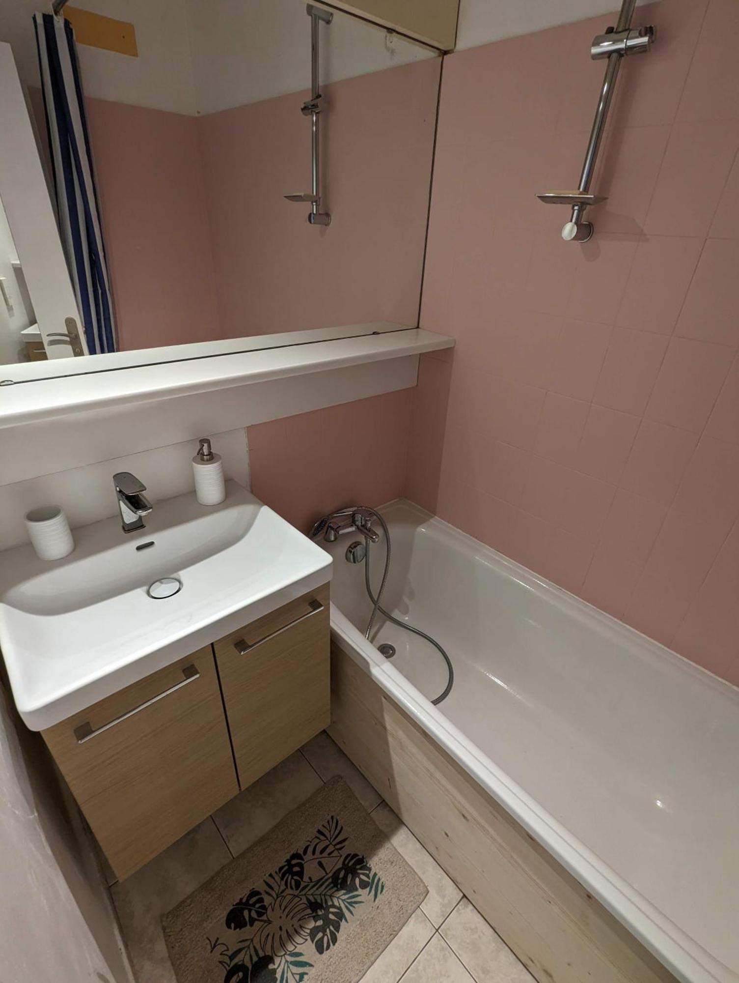 Central Spacious Flat With Private Parking Chamonix Luaran gambar